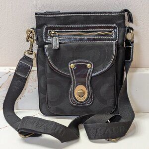 Coach Legacy canvas backpack, vintage look. EUC!